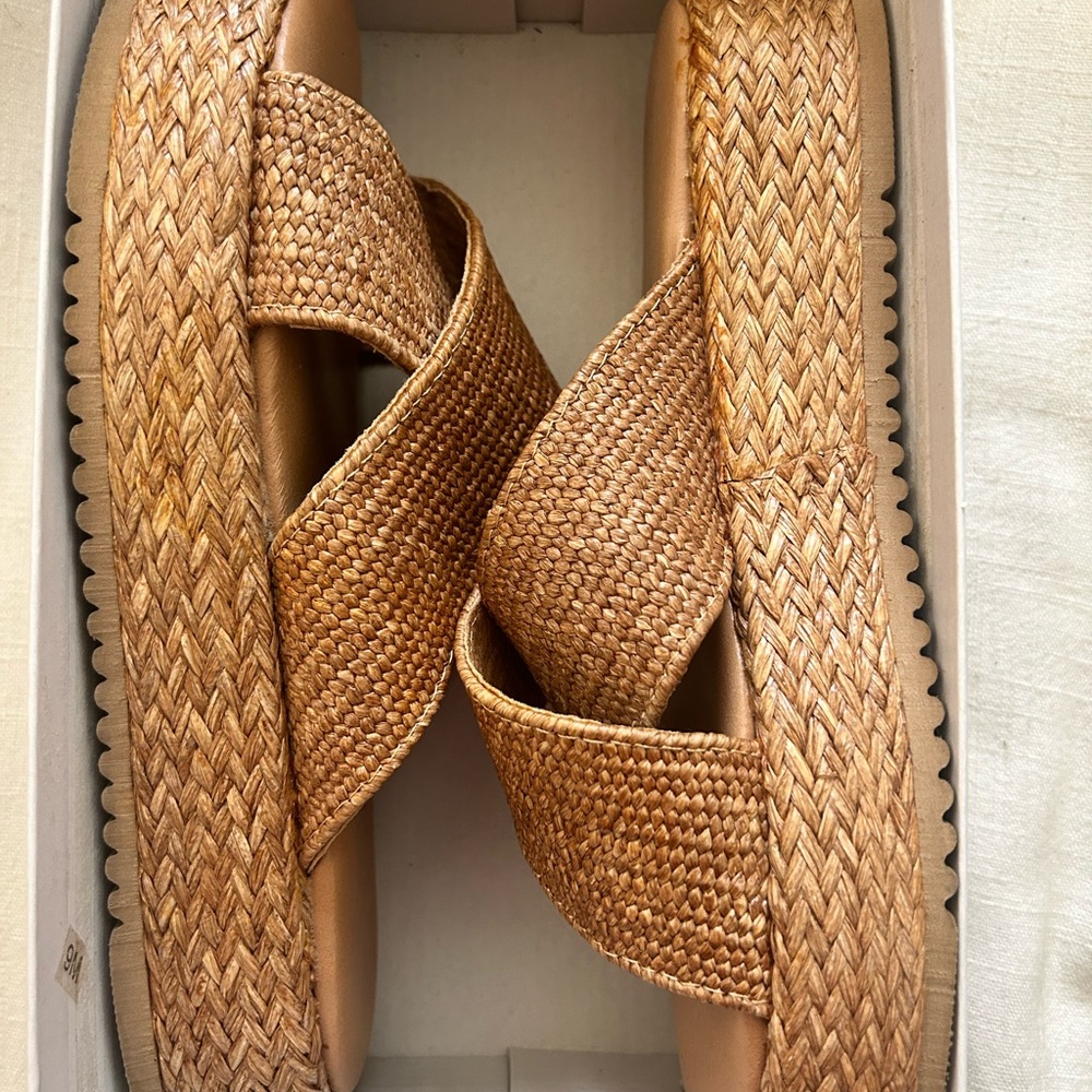 Women's Tan Woven Sandals